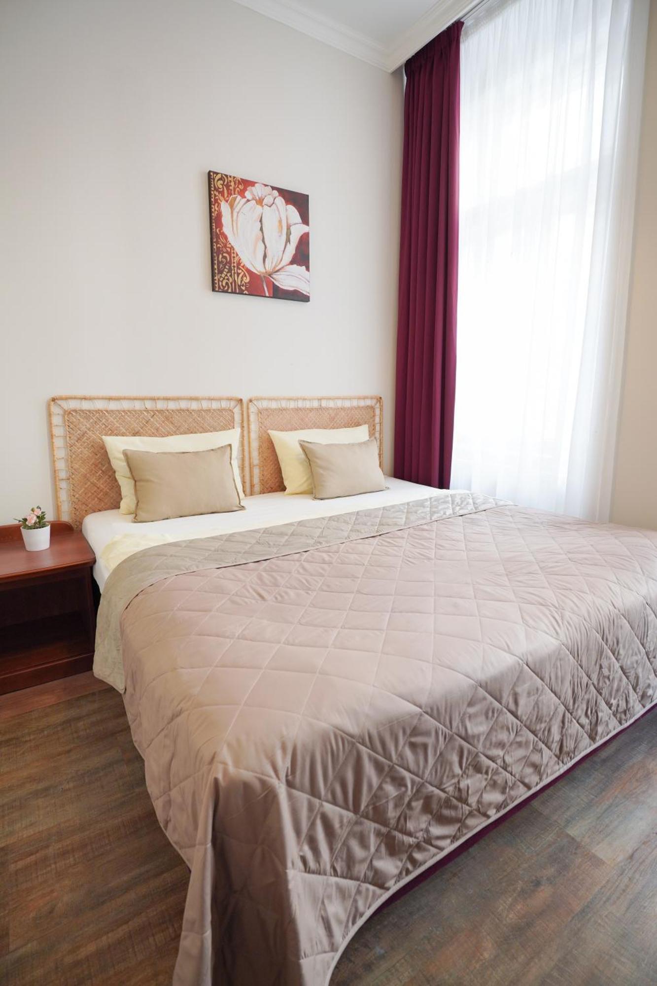 Elegant & Stylish Center Apartments! Prague Exterior photo