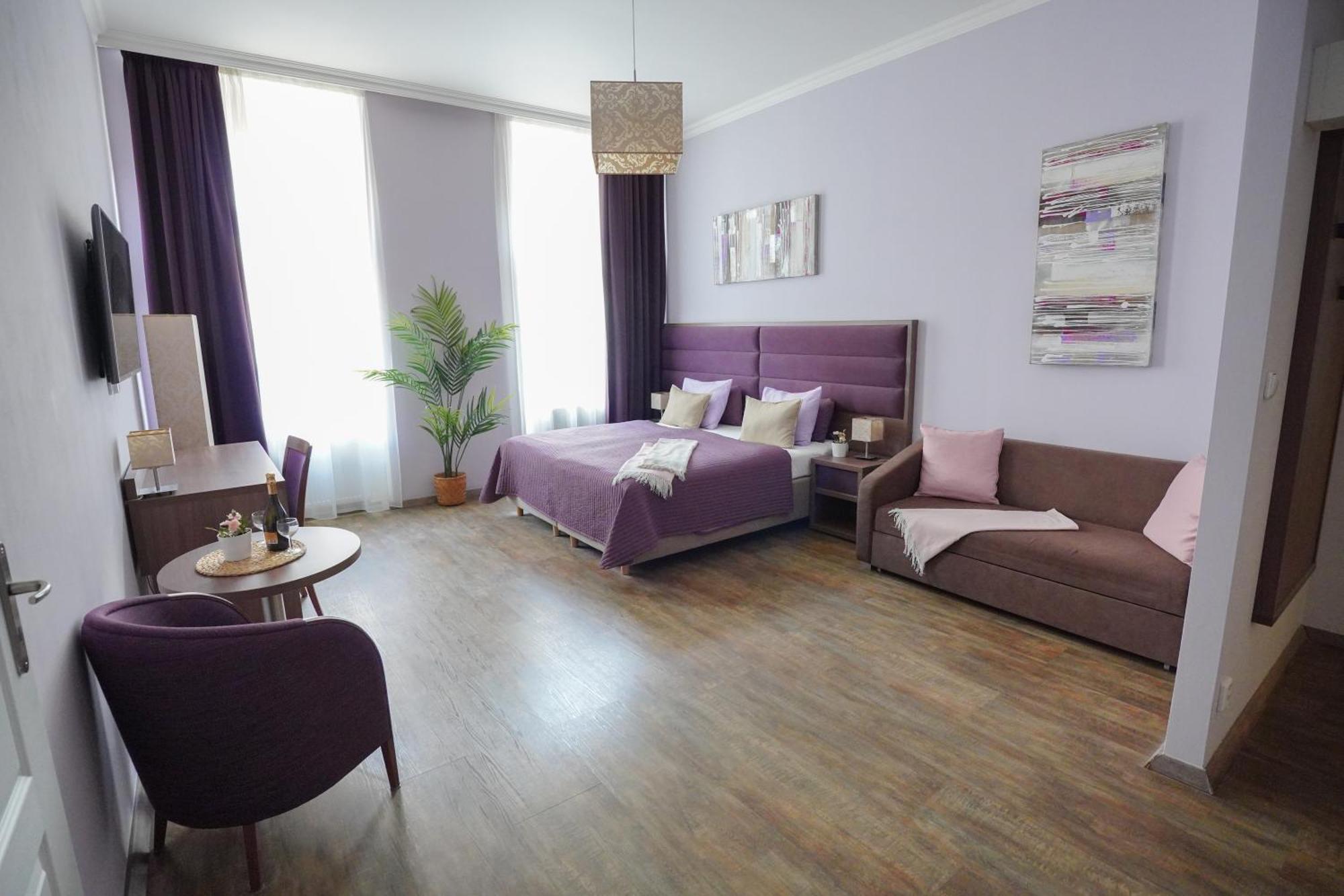 Elegant & Stylish Center Apartments! Prague Exterior photo